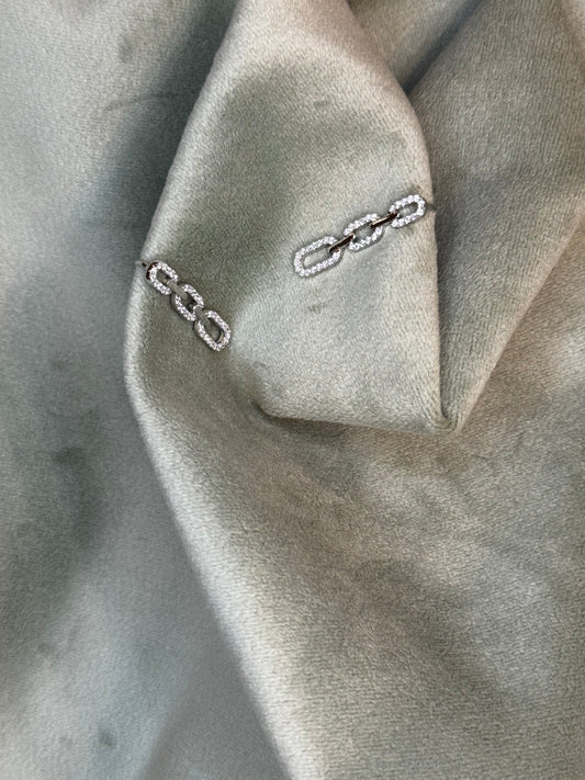 Diamond Link Ear Climber